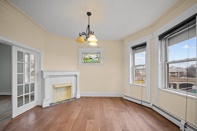 Foto del edificio - 3311 Pleasant Ave