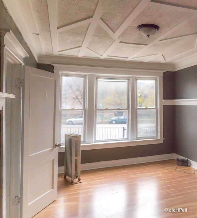 Building Photo - 7355 S Yale Ave