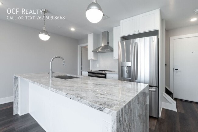 Building Photo - 711 N 16th St