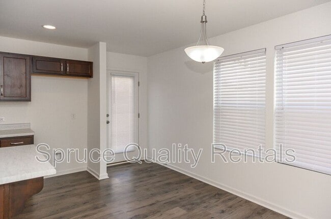 Building Photo - 1541 Mariners Ct