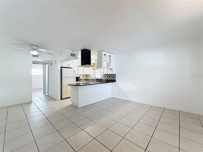 Foto del edificio - 11705 3rd St E