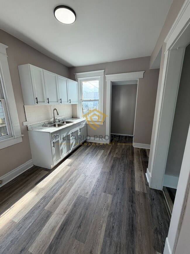 Building Photo - Large 4 bedroom Home in THe Monon Yard Neighborhood, Available NOW!