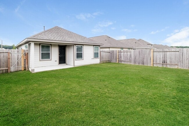 Building Photo - 22371 Porter Mountain Trl