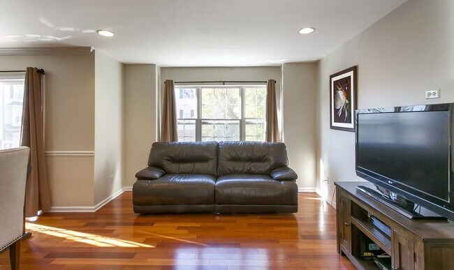 Living Room - 13 Bayside Dr
