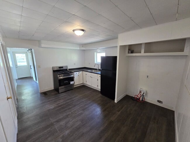 Building Photo - Four Bedroom Home in Northwest Grand Rapids