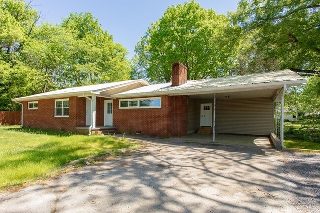 Photo - 2506 Byington Beaver Ridge Rd House