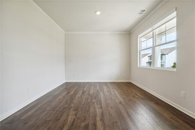 Foto del edificio - 100 Fernbrook Trl