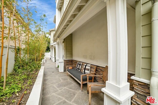 Foto del edificio - 1027 21st St