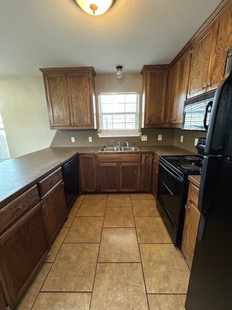 Building Photo - 3428 Parish Cir