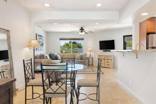 Building Photo - 53533 Avenida Mendoza