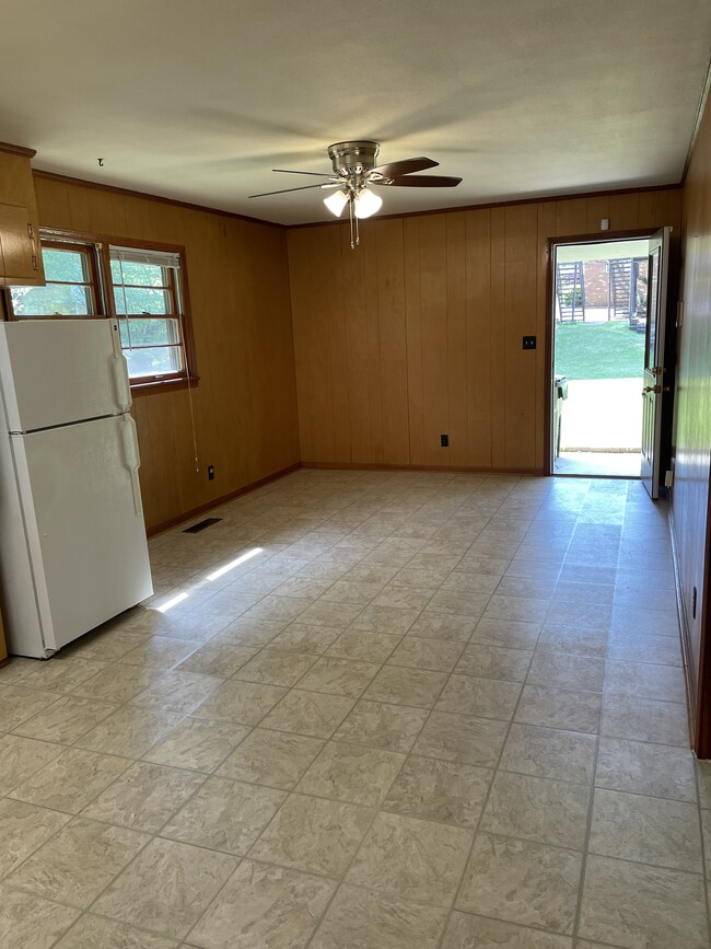 Kitchen/dining - 2803 Winters Dr