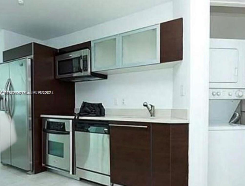 Foto principal - 1900 N Bayshore Dr
