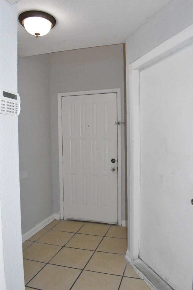 Foto del edificio - 11411 Harwin Dr.