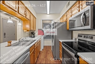 Building Photo - 505 Oppenheimer Dr