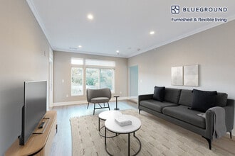 Building Photo - 240 E Shore Rd Building Photo - 240 E Shore Rd