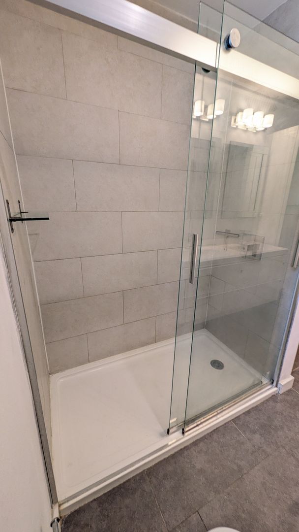 Photo - Charming two bedroom one bath cottage with... House