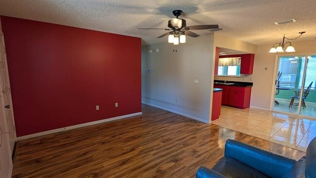 Building Photo - 8432 SW 108th Ln