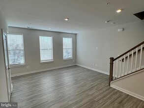 Building Photo - 1011 Inferno Ter SE