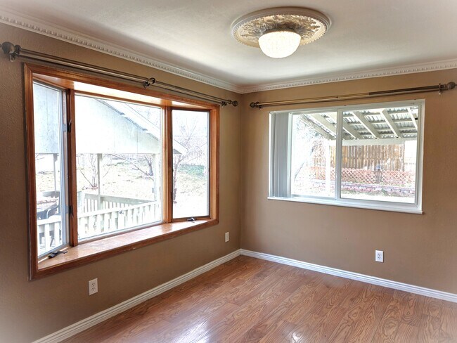 Foto del edificio - 16456 E Kentucky Ave