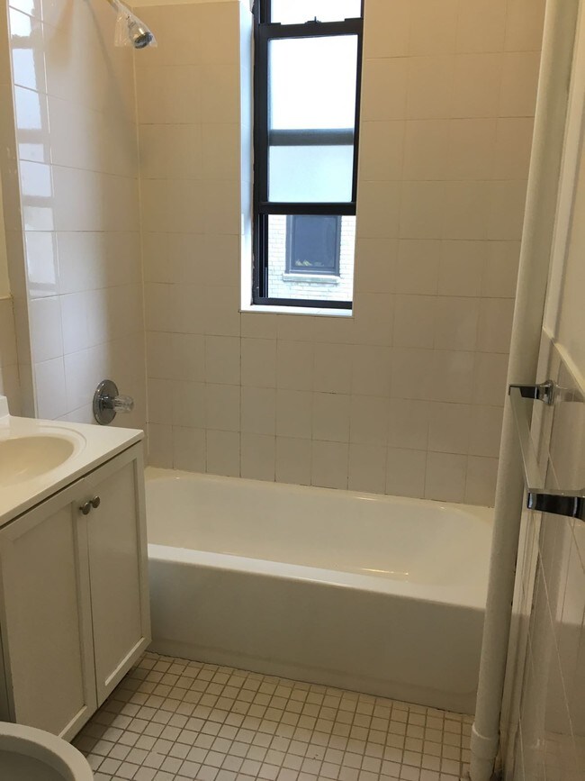 Floorplan - 486 Brooklyn