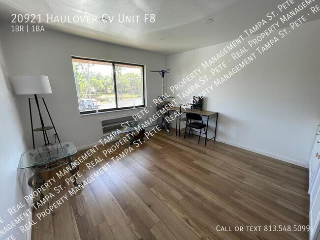 Foto del edificio - NUDIST COMMUNITY
