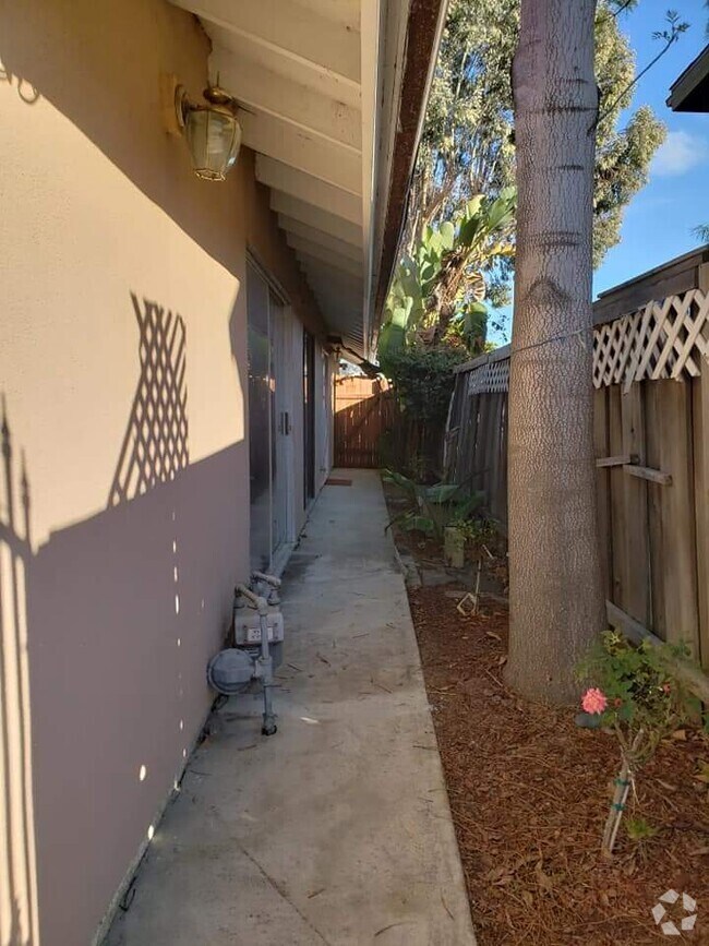 Stratford at the Pacific Apartments under 500 Dana Point, CA 7