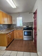 Building Photo - 66-923-923 Heau Pl