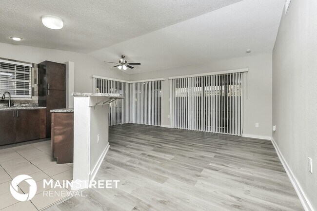 Foto del edificio - 7606 Willow Park Dr