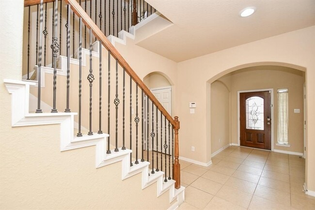Building Photo - 17723 Planters Path Ln