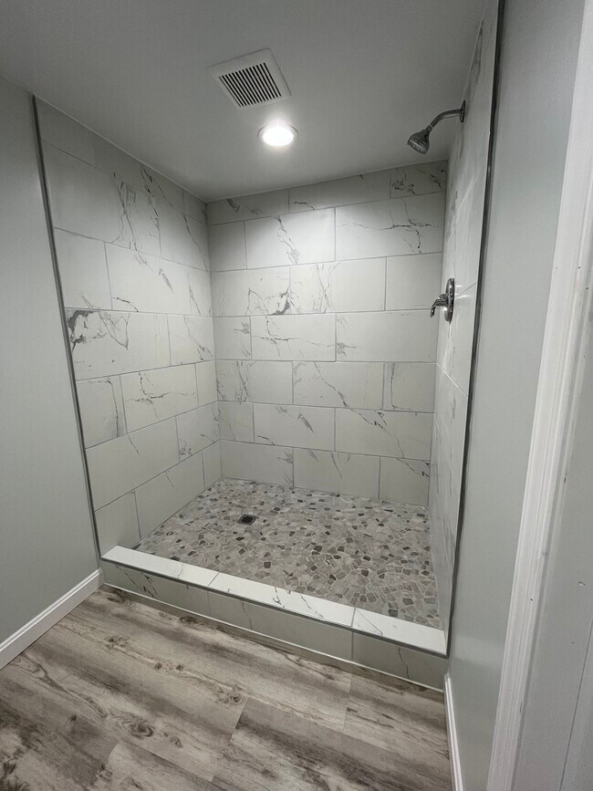 Foto del edificio - 1226 Circle Dr