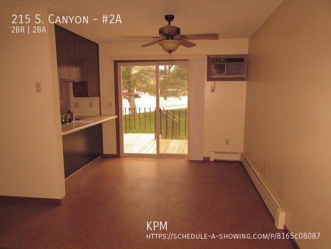 Foto del edificio - 2 BEDROOM |1.5 BATH | WESTSIDE | 2 LEVEL C...