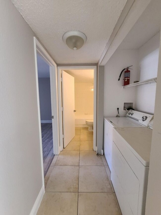 Foto del edificio - 1460 Windorah Way