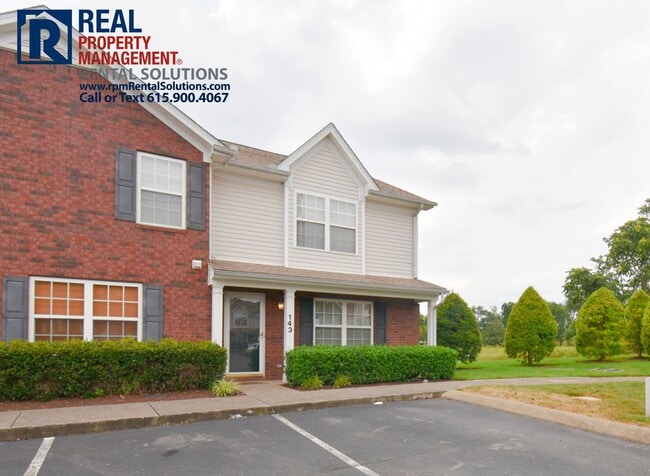 Building Photo - Great 2BD suite end unit townhome, lawncare & garbage included!