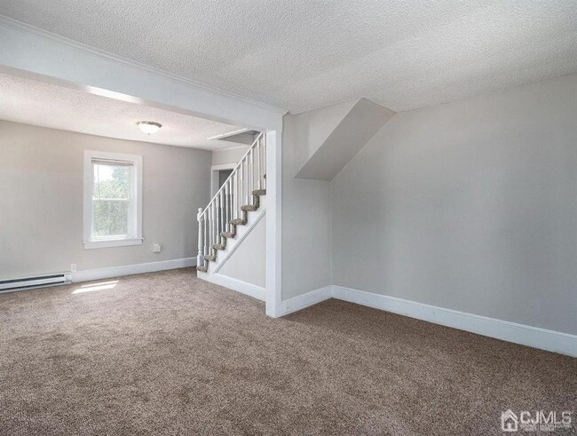 Building Photo - 729 Watsontown Rd