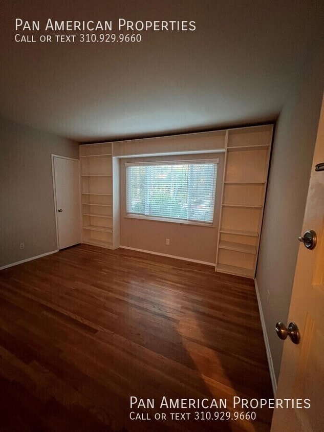 Photo - 335 S. Los Robles Ave-J