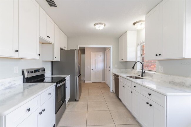 Foto del edificio - 124 Shelley Dr