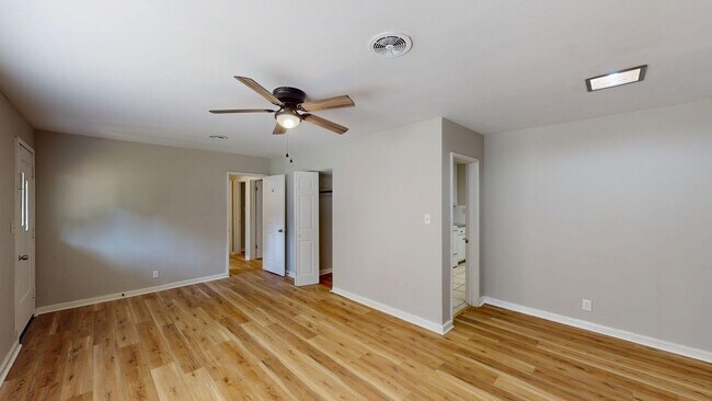 Building Photo - Wonderful 3/1 Forest Hills in Montgomery!