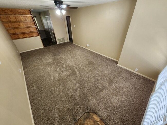 Foto del edificio - 1808 E 6th