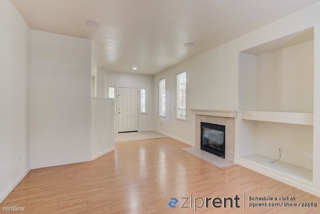 Building Photo - 4 br, 2.5 bath House - 1915 Center Ave, Ma...
