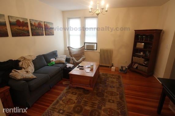 Primary Photo - 1408 Commonwealth Ave