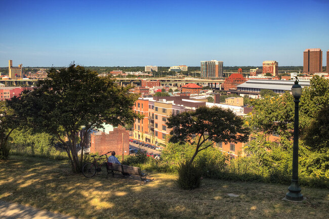 Foto del edificio - Cedar Broad