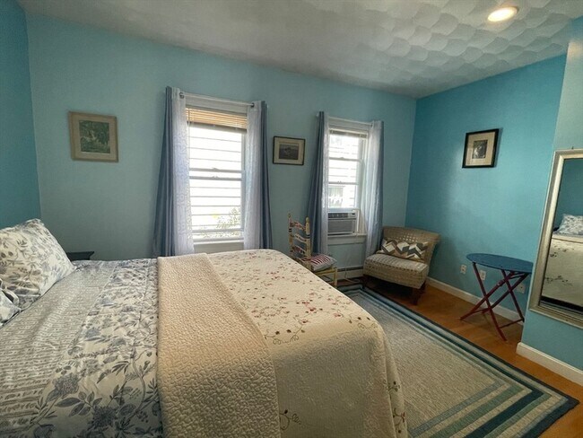 Building Photo - 42 Litchfield St