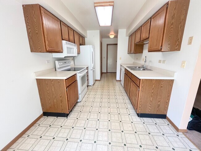 Foto del edificio - 1005 Greenwood Cir