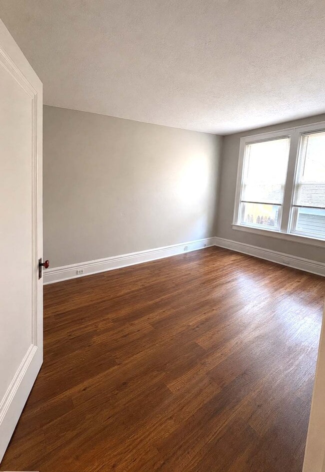 Building Photo - 24 Cleveburn Pl