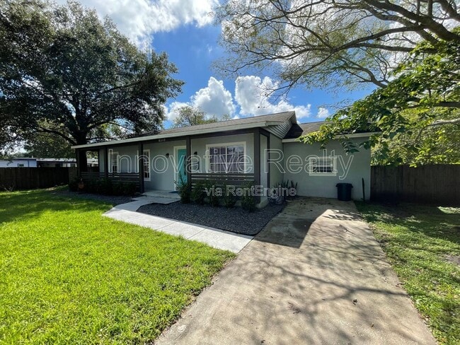 Building Photo - 6518 Cocos Dr