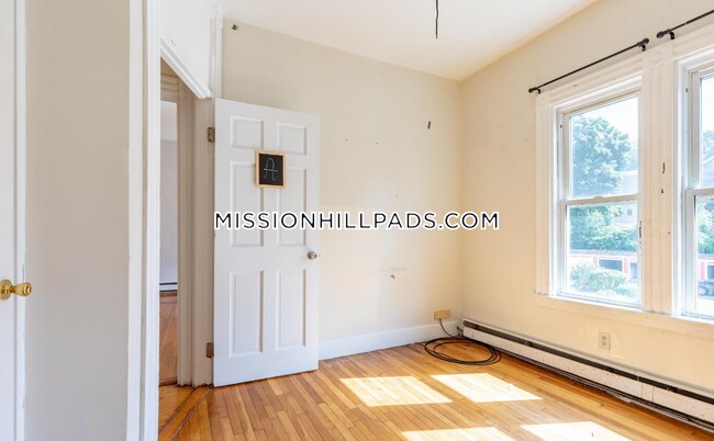 Foto del edificio - 61 Hillside St