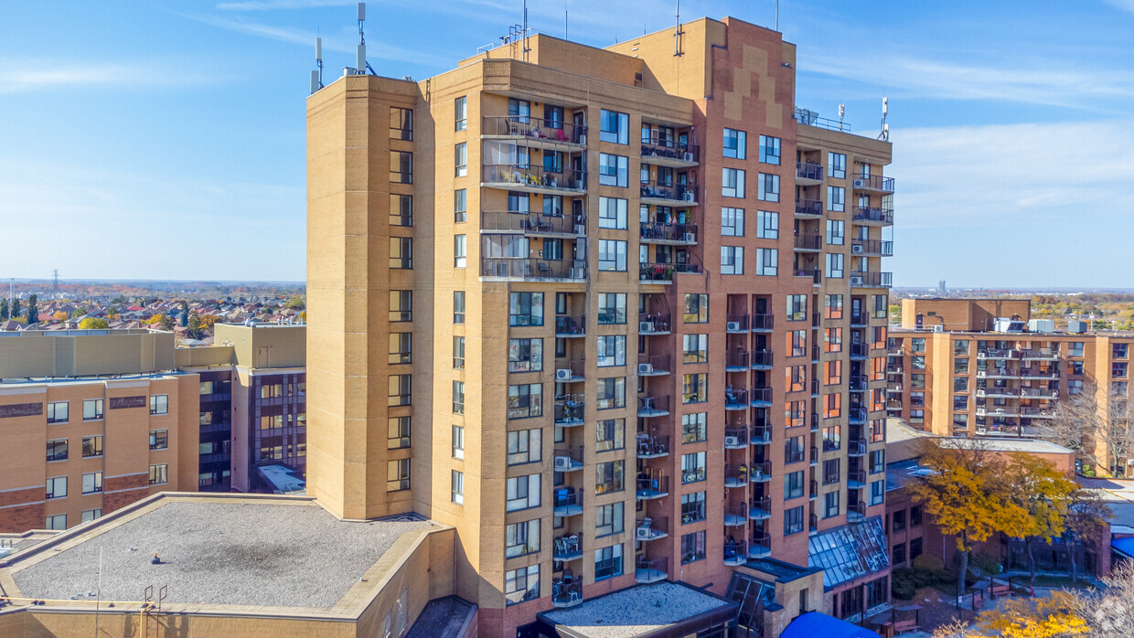 Primary Photo - Covenant Tower