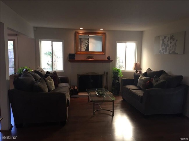 Building Photo - 4 br, 3 bath House - 20191 Barnard Ave