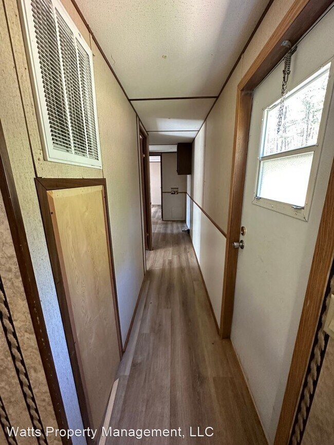 Foto del edificio - 3 br, 1 bath House - 7121 East Ferry Rd