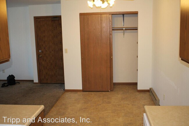Foto del edificio - Studio, 1 bath Apartment - 805 N. Court St.